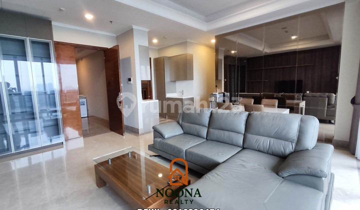Sewa Apartemen District 8 Senopati 2 Bedroom Lantai Sedang