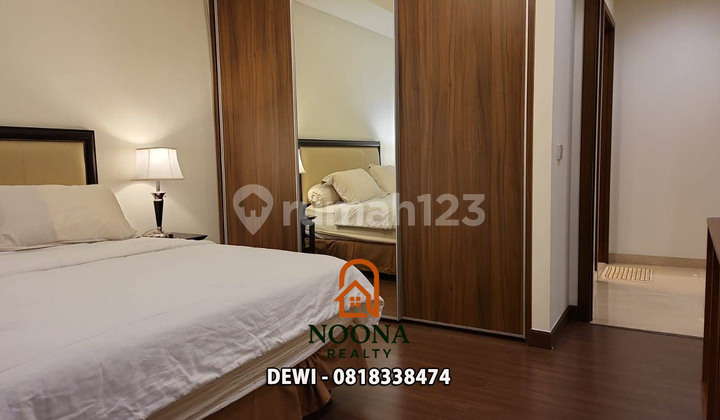Jual Apartemen Pakubuwono House 2+1 Bedroom Lantai Tengah Furnish 2