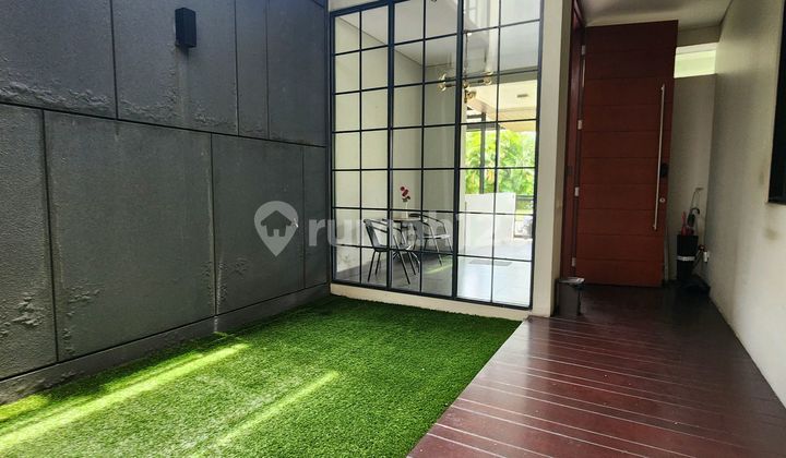 Rumah Modern Minimalis 2 Lantaifull Furnished - Prambanan Residence Surabaya Barat 2