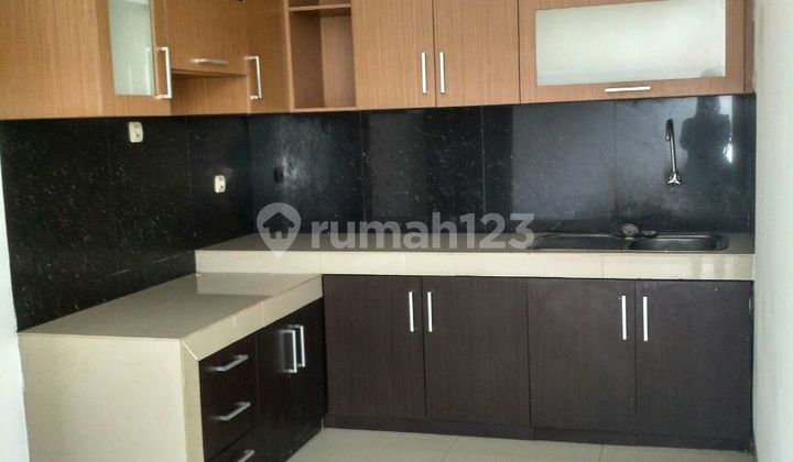 Rumah 2 Lantai Siap Huni Dalam Komplek di Turangga Buah Batu Rumah 2 Lantai Siap Huni Dalam Komplek di Turangga Buah Batu