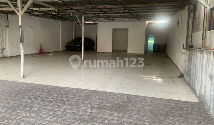 Disewakan Ruang Usaha Ex Showroom Mobil Sayap Buah Batu Disewakan Ruang Usaha Ex Showroom Mobil Sayap Buah Batu