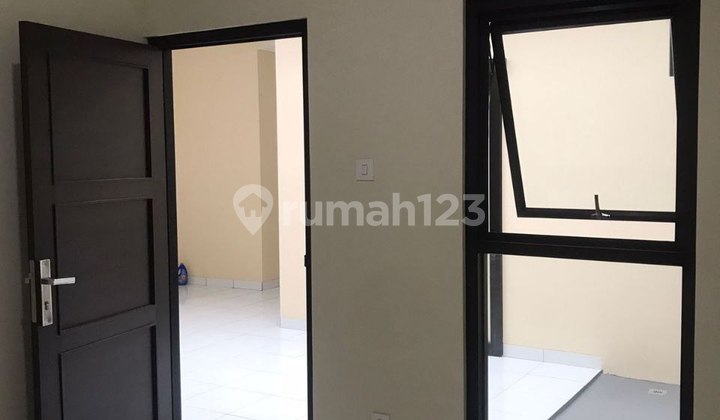 Disewakan Rumah Siap Huni Main Road Antapani Area 2