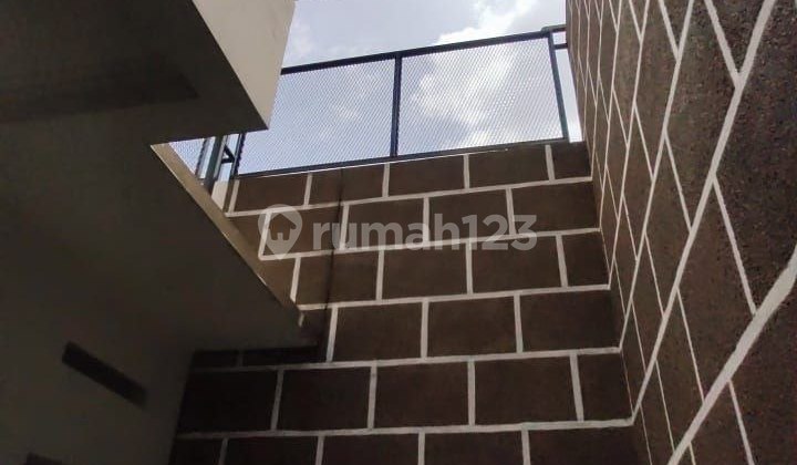Dijual Rumah Baru 2 Lantai di Turangga Kota Bandung 2