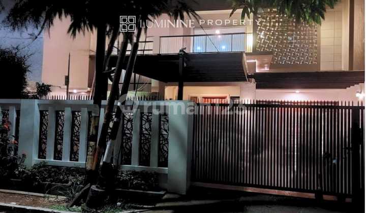 Dijual Rumah Cantik di Cilandak Barat Dengan.kolam Renang SHM