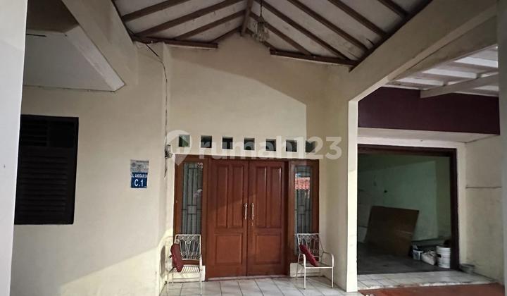 Dijual Sebuah Rumah SHM 2