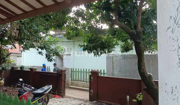 Ready to Occupied, Boarding House, 1 Floor, SHM, Near Shopping Center, Can Take Over, 2