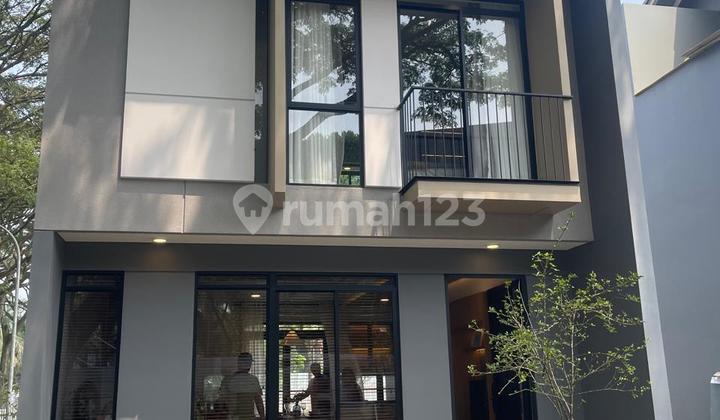 Rumah Modern 2 Lantai Jayaprakasa - Lt 84 Lb 80, 2Kt, 1 Carport