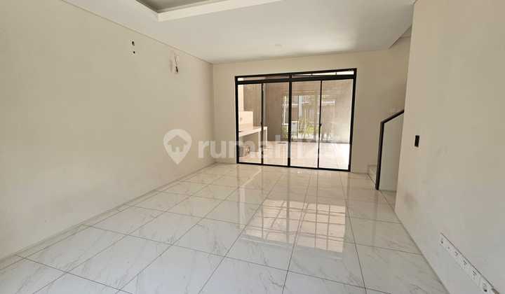 Dijual Rumah 2 Lantai Tatar Tarubhawana Kbp - Renovasi, SHM, Hadap Tenggara 2