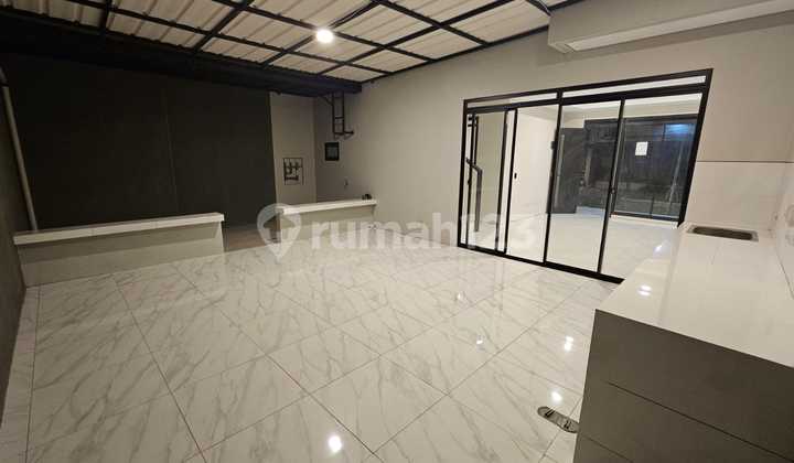 Dijual Rumah 2 Lantai Tatar Tarubhawana Kbp - Renovasi, SHM, Hadap Tenggara