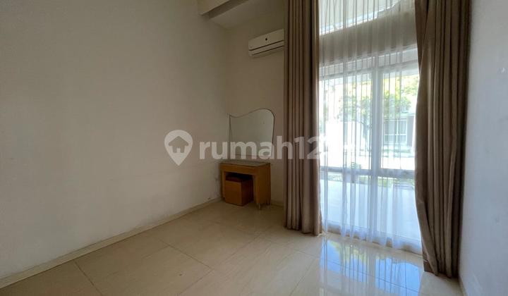 Dijual Rumah Hoek di Naganingrum Harga 3,7 M Nego 2