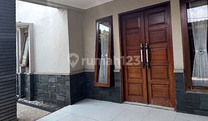 Modern Hook House Ready to Occupy in Arcamanik, Bandung