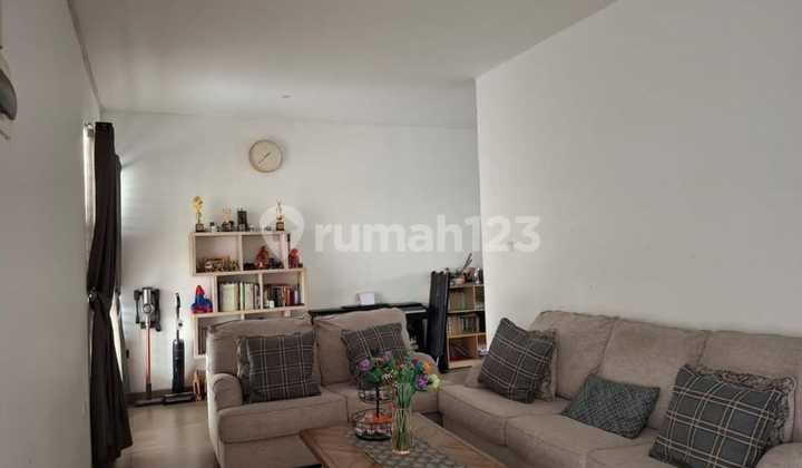 Modern Ready-to-Occupy House Near Kopo Toll Road, Bandung 2