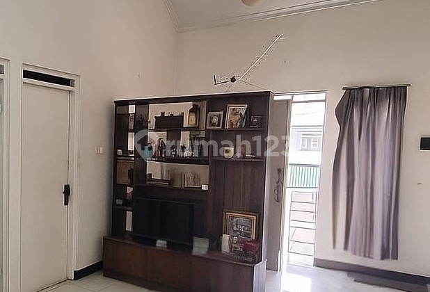 Rumah Siap Huni di Lokasi Strategis di Tki Bandung