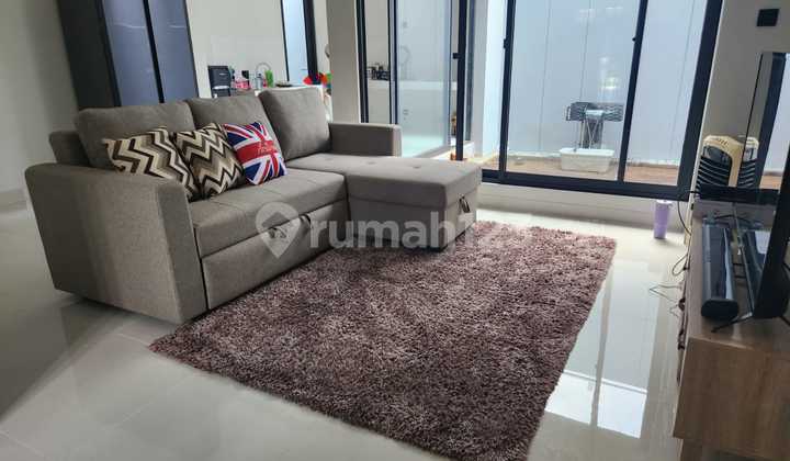 Modern House in the Premium Area of Summarecon Bandung