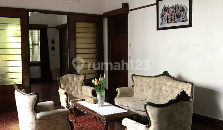 Exclusive Heritage House Near Gedung Sate, Bandung