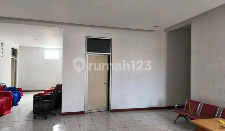 Jual Tempat Usaha Luas di Area Sumber Sari