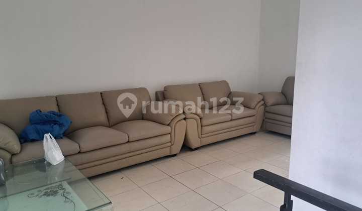 Dijual Rumah Asri di Daerah Atas Area Sariwangi 2