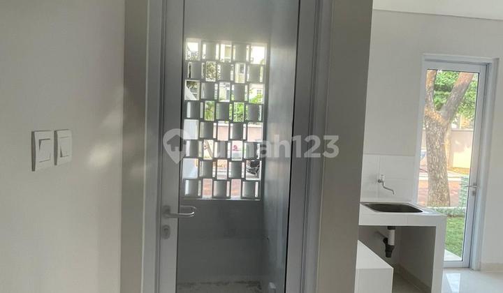 Karelia Village Gading Serpong Hook House, Price Reduced! 2