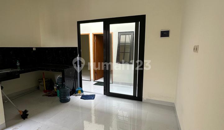 Brand New Full Renovasi Catalina Gading Serpong SHM 1 Lantai 2