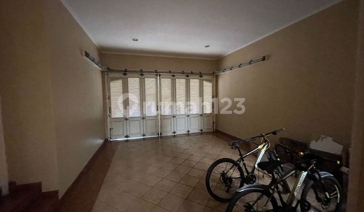 For Quick Sale: Lippo Karawaci Boulevard House with SHM 700m² 2