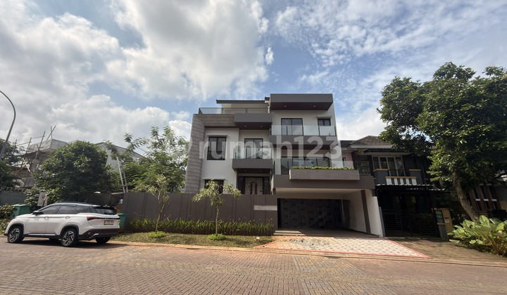 Dijual Rumah Baru De Latinos Bsd City Split Level 3,5 Lt