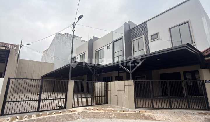 Rumah Baru Griyaloka Bsd Kavling Luas | 5 Carport | SHM 2