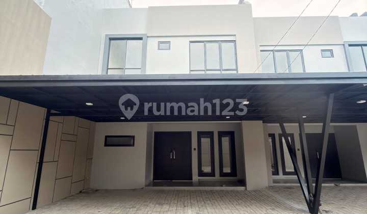 Rumah Baru Griyaloka Bsd Kavling Luas | 5 Carport | SHM Rumah Baru Griyaloka Bsd Kavling Luas | 5 Carport | SHM