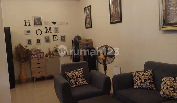 Rumah Siap Huni di Cluster Lavesh Harapan Indah, Bekasi 2