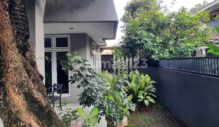 Corner House on Plot DKI Pondok Kelapa East Jakarta 2