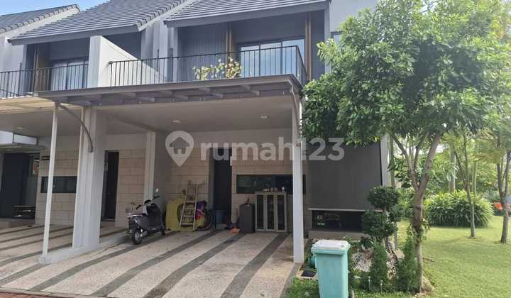 Rumah Hook Siap Huni di Wisteria Cakung Jakarta Timur