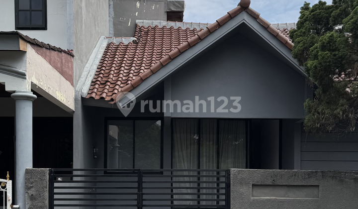 Rumah Perumahan Palem Semi Dalam Komplek Asri Rumah Perumahan Palem Semi Dalam Komplek Asri