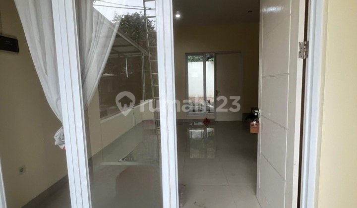 Tempat Strategis, Disamping Walikota Tangerang Selatan 2