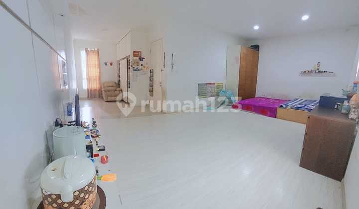 Fully Furnished House Near Mall SMS in Gading Serpong, Tangerang