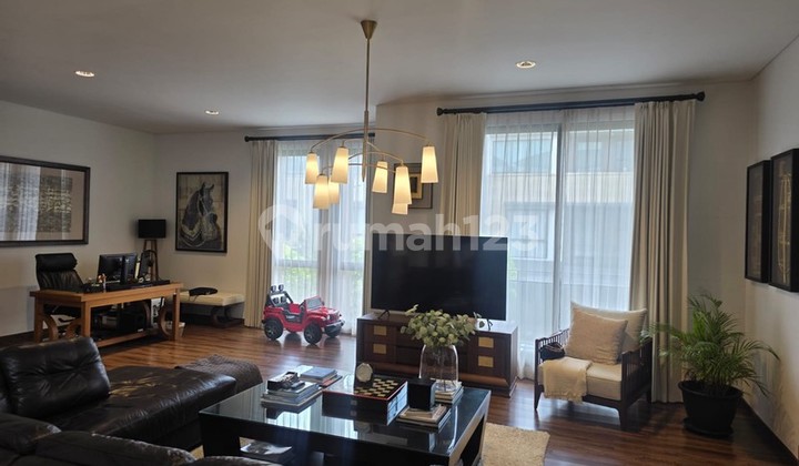 Rumah Mewah Full Furnished Posisi Hook Smart Home di BSD 2