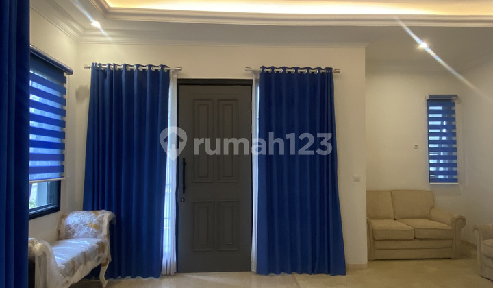 Rumah Full Renov Semi Furnished Posisi Hook di Alam Sutera 2