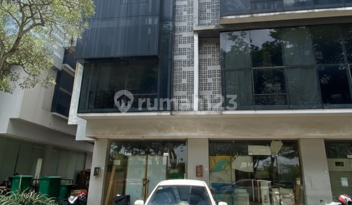 Ruko 2 Bangunan Hook di Icon Business Park , Tangerang Selatan