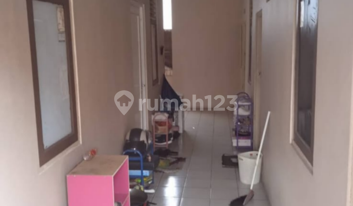 Kost 9 Rooms SHM Ensuite Bathroom Ready to Use in Gandaria, South Jakarta 2
