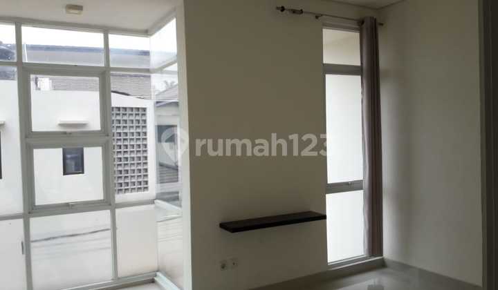 Canti and Comfortable House 5 Minutes to Cisalak Toll Gate 2