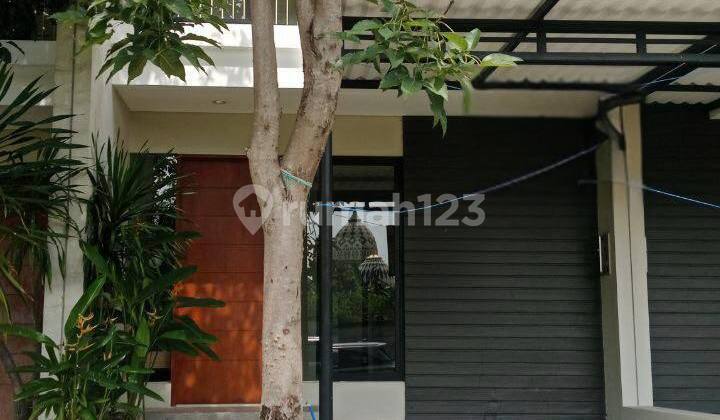 Jual Rumah Northwest Lake Ada 2 Unit Jejer