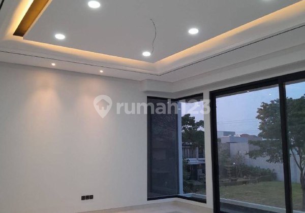 Dijual Rumah Baru Super Mewah Citraland Utama Cluster Newton Hill Surabaya 2