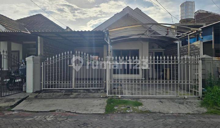 Rumah Nirwana Eksekutif Strategis 1