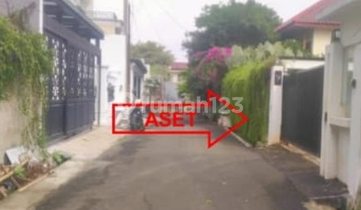 Rumah Bagus SHM di Jagakarsa 2