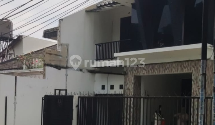 For Sale Cheap Strategic House SHM in Pesanggrahan