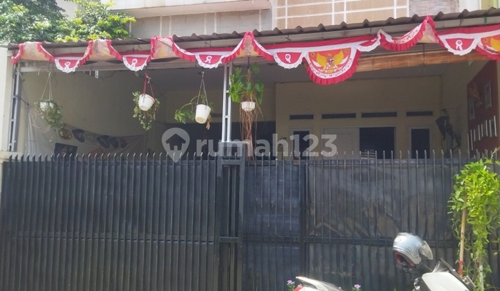 Rumah, 2 Lantai, SHM, di Koja 2