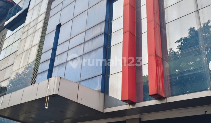 For Sale Cheap Shophouse Strategic Location by the Road in Gunung Sahari, North Jakarta