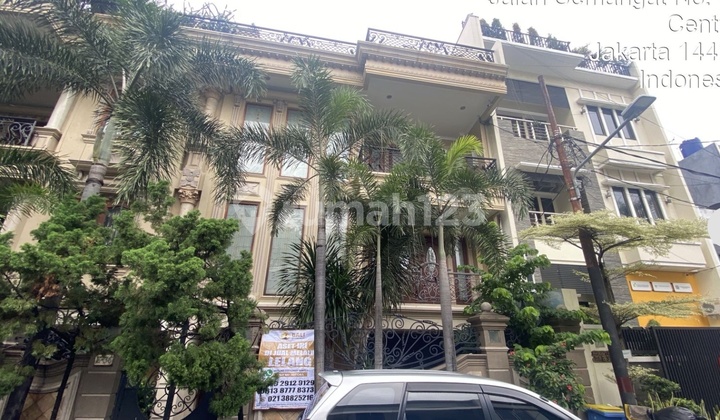 Lelang Murah! Rumah Bumi Jayakarta Mangga Dua