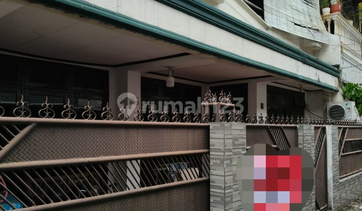 Rumah SHM di Menteng 1 Grogol Petamburan 2