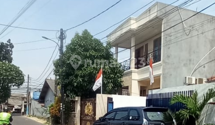 Rumah Bagus di Cipayung SHM