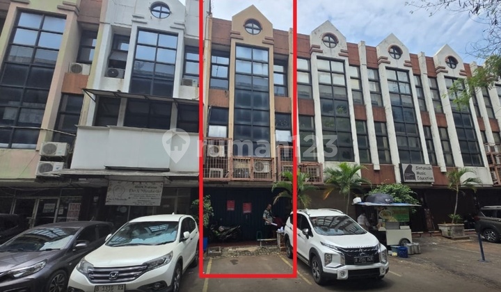 Dijual Ruko 4 Lantai Lokasi Strategis di Raya Boulevard Kelapa Gading Jakarta Utara