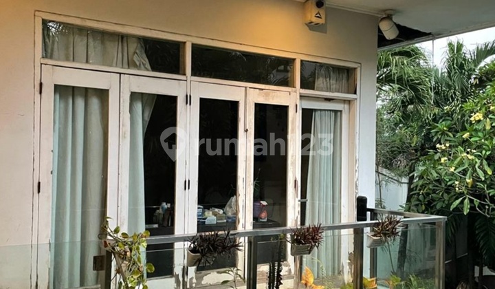 Rumah di Kebayoran Baru Rumah Bagus di Kebayoran Baru